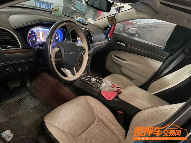 廣州16年克萊斯勒300C6