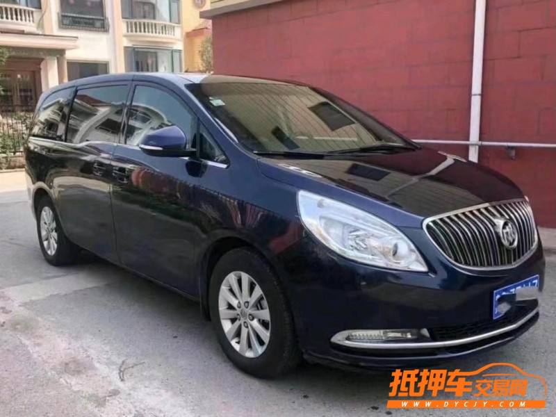 青岛17年别克GL82