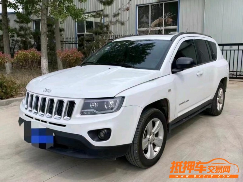 青島13年Jeep指南者3