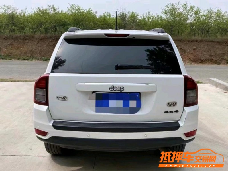 青島13年Jeep指南者6