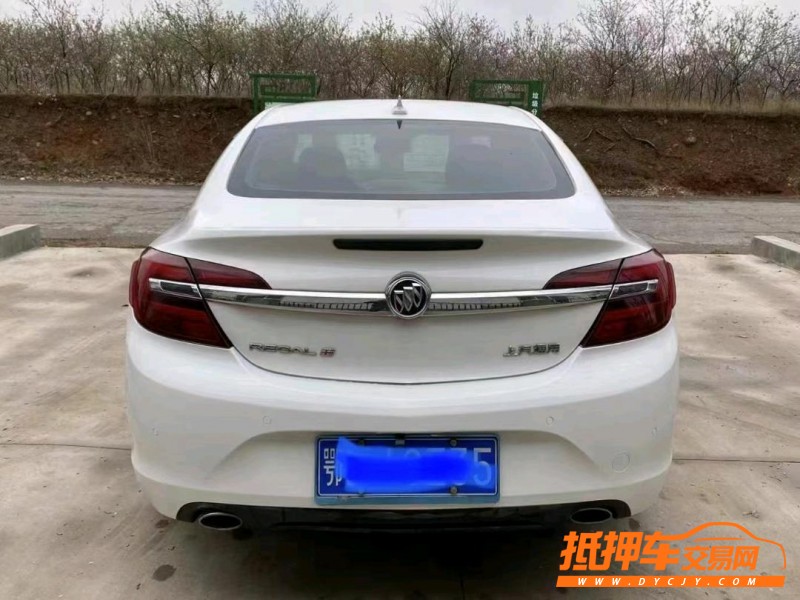 青岛17年别克君威6