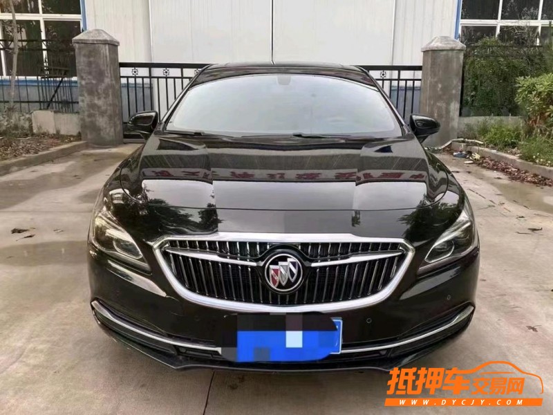 青岛18年别克君越6