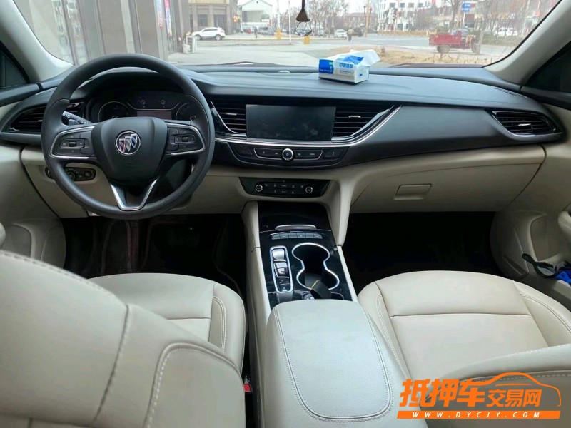 徐州21年别克君威4