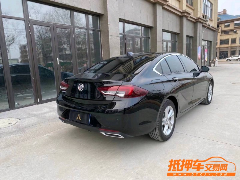 徐州21年别克君威7