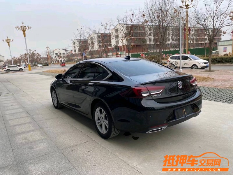 徐州21年别克君威8