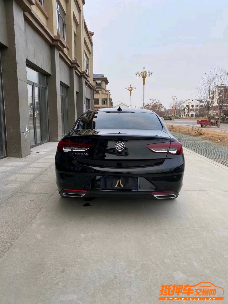 徐州21年别克君威9