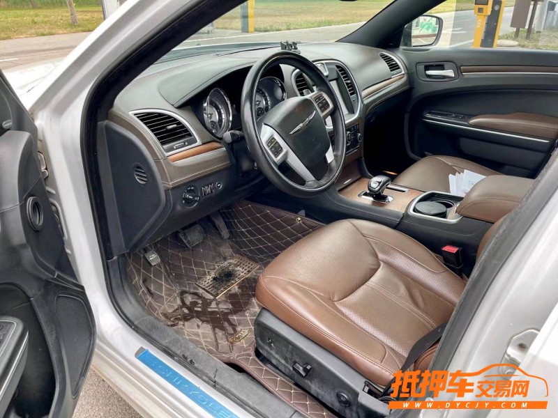 濱州15年克萊斯勒300C7