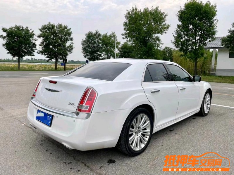 濱州15年克萊斯勒300C9