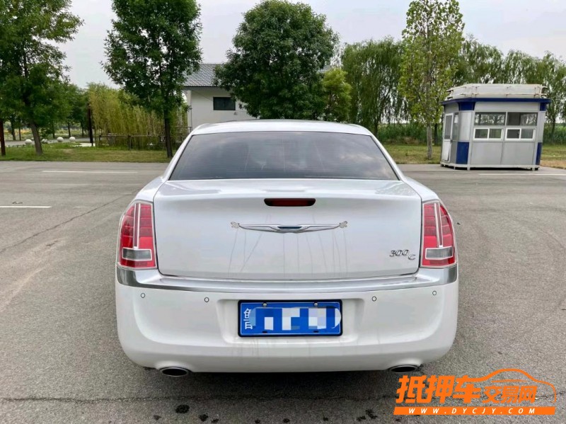 濱州15年克萊斯勒300C10